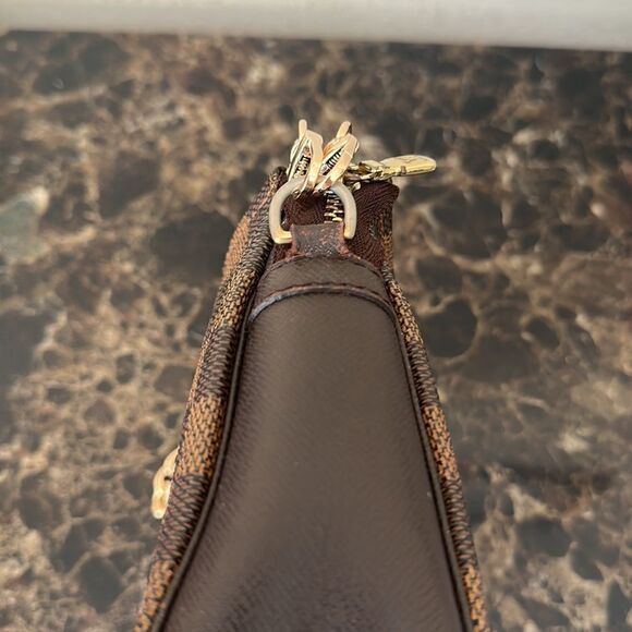 Louis Vuitton Damier Ebene Trousse Make Up Bag Mini Pochette - Picture 8 of 15